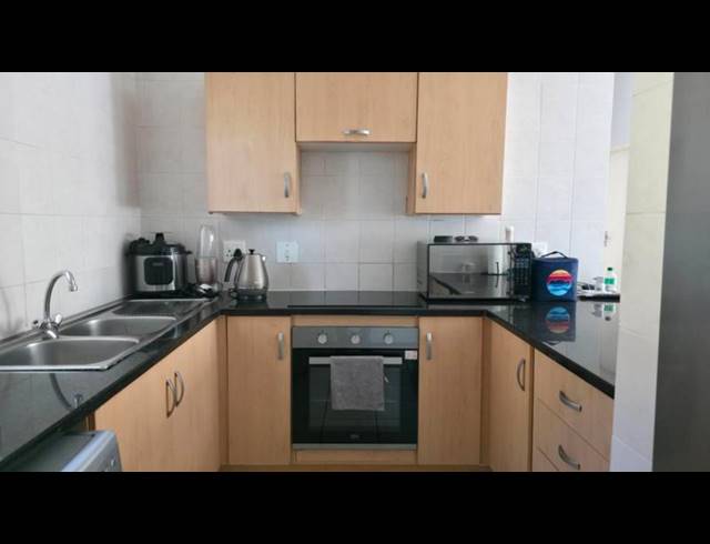 2 BEDROOM PROPERTY TO RENT IN LONEHILL